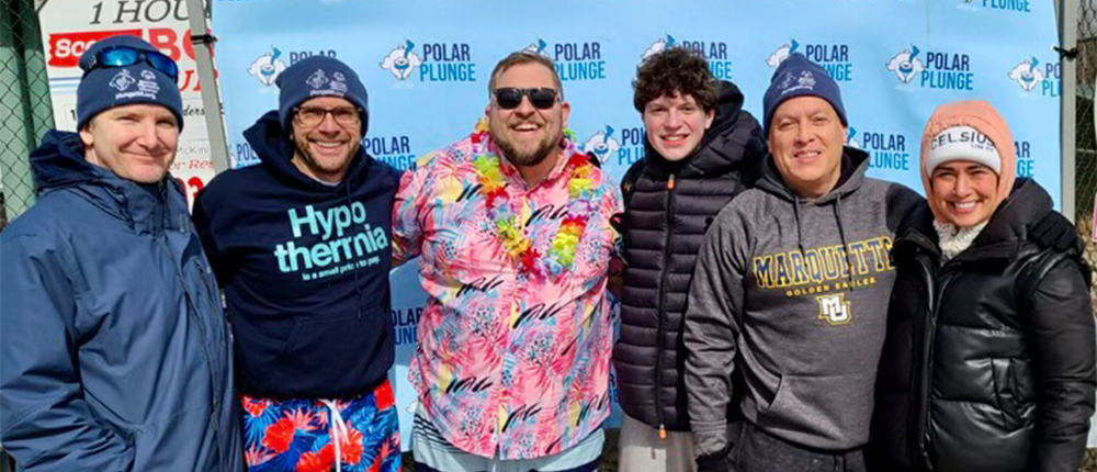 Group picture of Great Midwest Bank's Polar Plunge team to benefit Special Olympics of Wisconsin